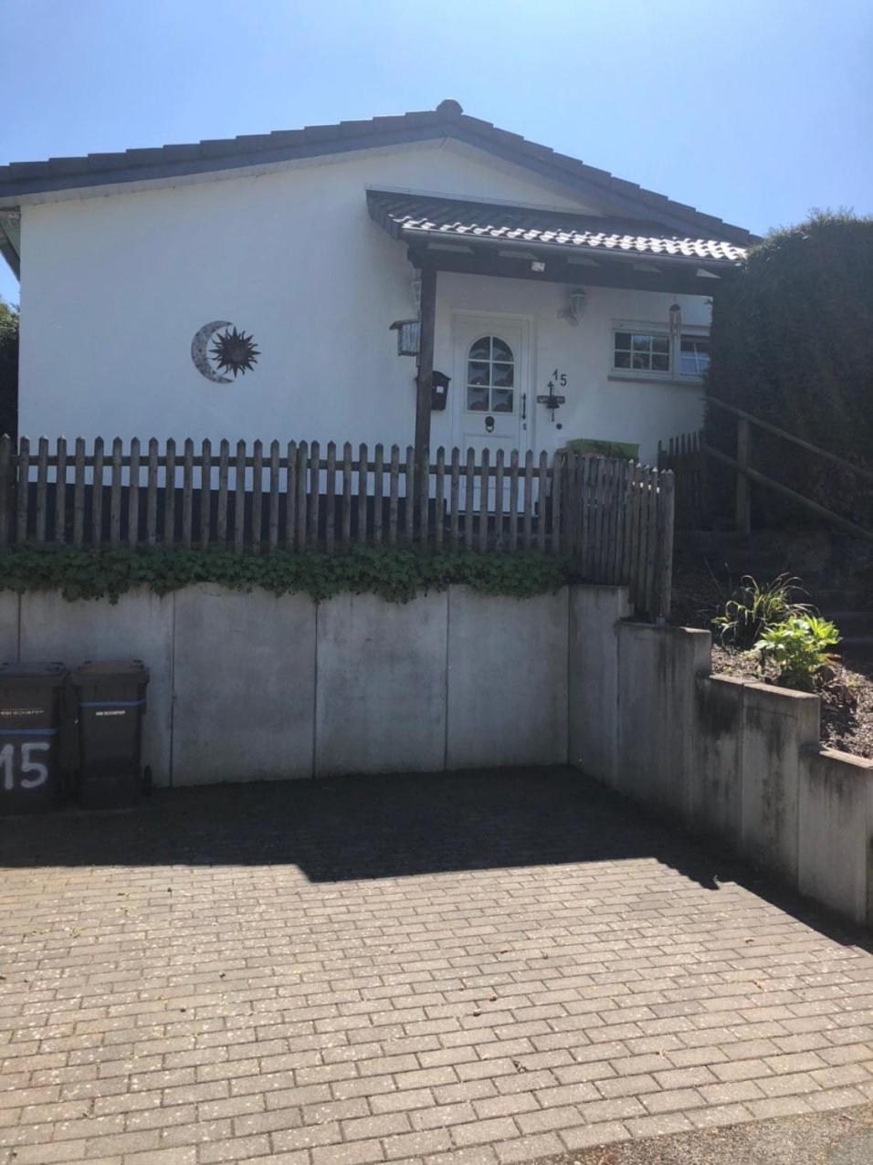 Ferienhaus Glueckspilz Beim Hennesee Meschede Esterno foto